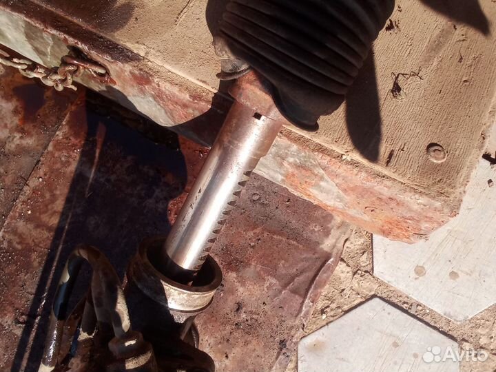 Санг енг кайрон рейка рулевая рейка