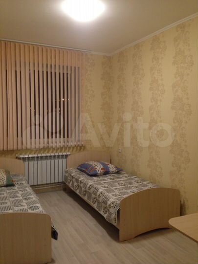 Комната 18 м² в 5-к., 1/3 эт.