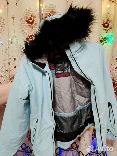 Ветровка женская детская