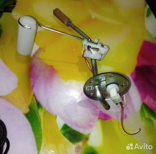 Датчик уровня топлива