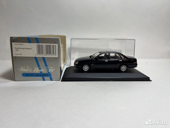 Ford Scorpio Saloon 1995 blue met Minichamps