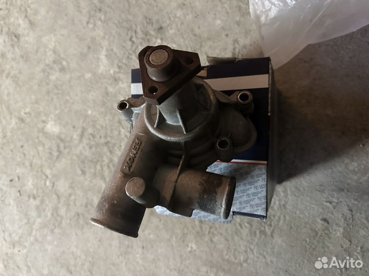 Помпа на газель 406