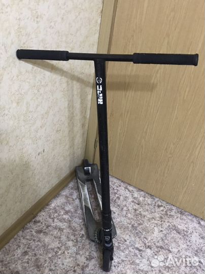 Трюковой самокат hipe h9