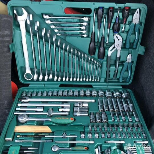 Скупка б-у Инструмента и Оборудования в Автосервис