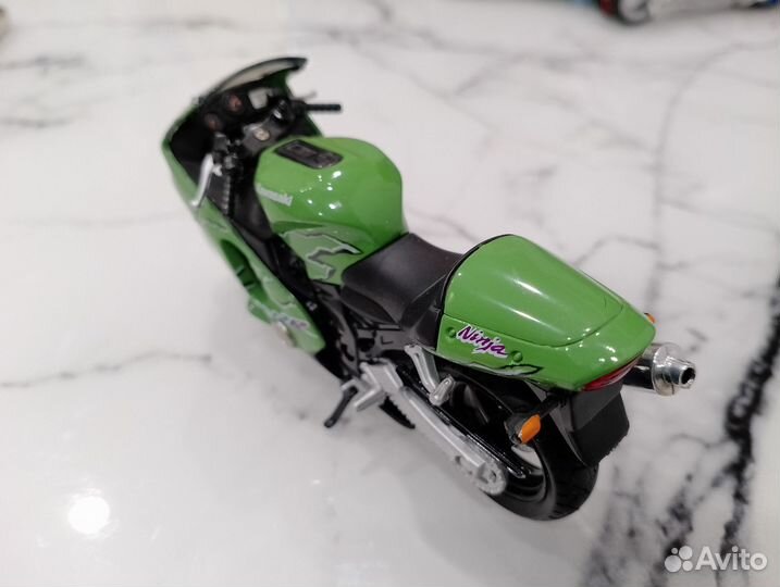 Kawasaki Ninja ZX-12R