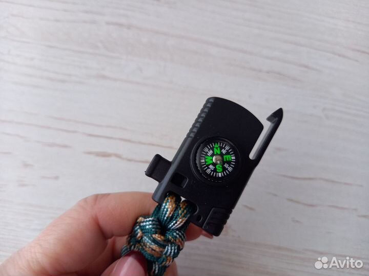 Браслет из паракорда