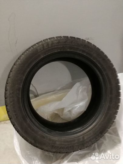 Bridgestone Blizzak Revo GZ 205/55 R16 91S