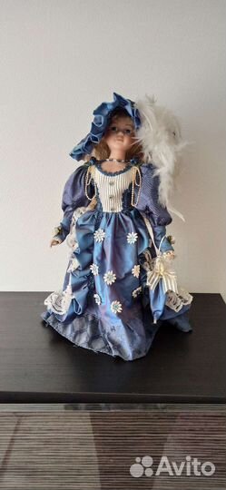 Кукла фарфоровая большая