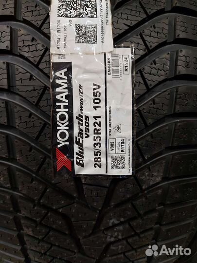 Yokohama BluEarth Winter V905 325/30 R21 и 285/35 R21