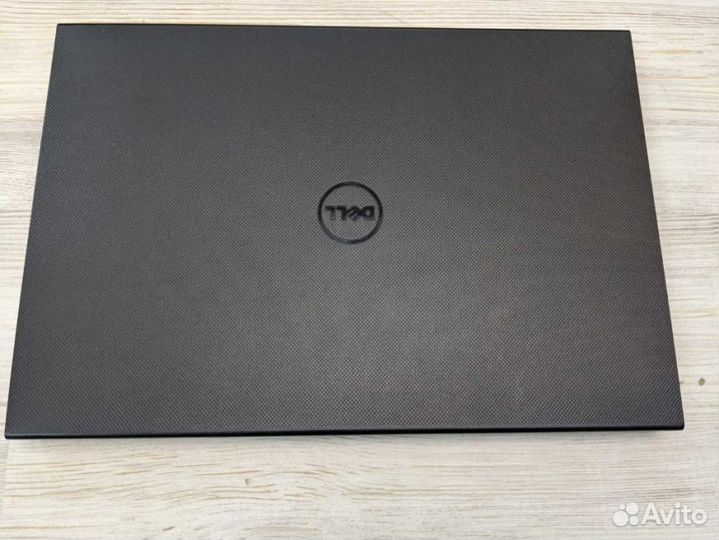 15.6 Ноутбук dell Inspiron 15 на Intel Core i3 403