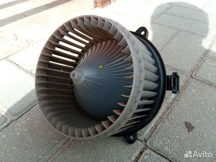 Вентилятор печки Шевроле Круз