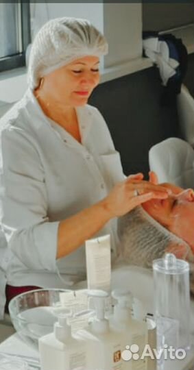 Услуги косметолога, маникюра и педикюра