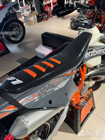 Сидение заниженное от KTM