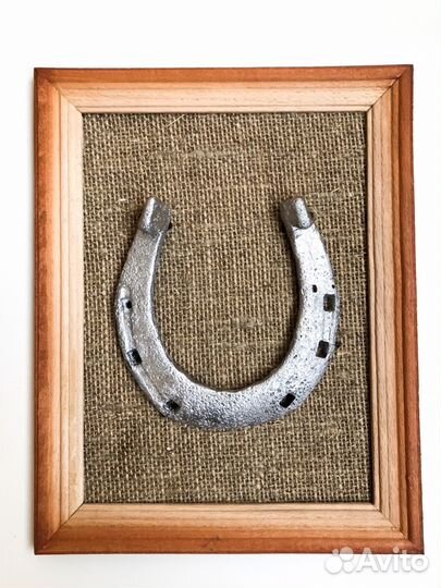 Подкова в рамке «На удачу»