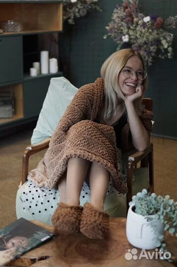 Шаль платок вязанный ручной работы