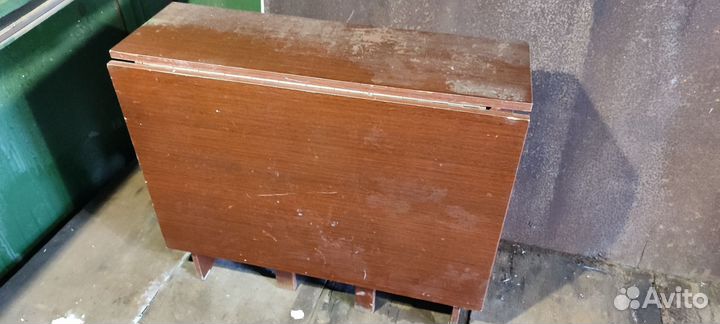 Стол бабочка