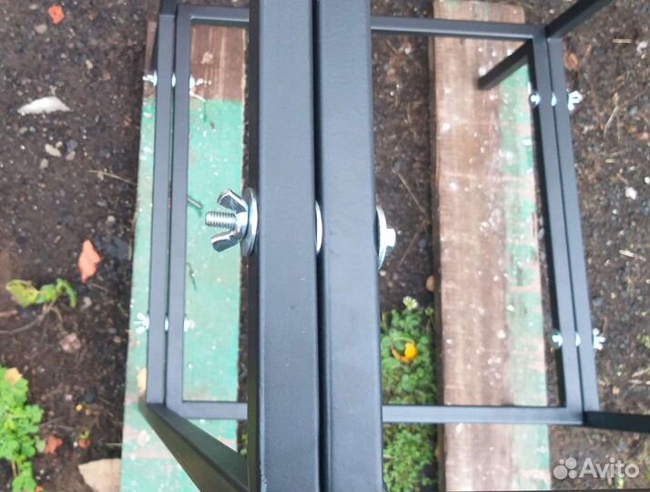 Стеллаж для хранения колес