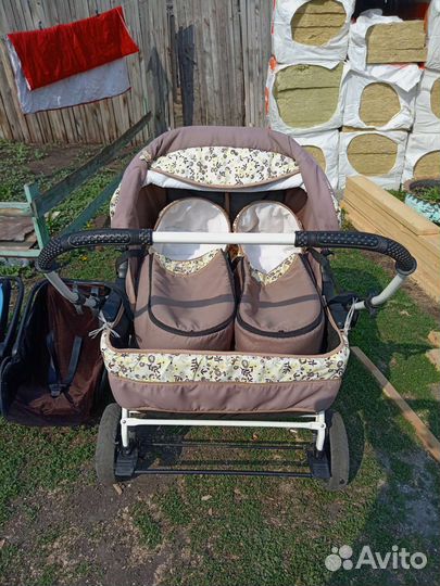 Коляска для двойни