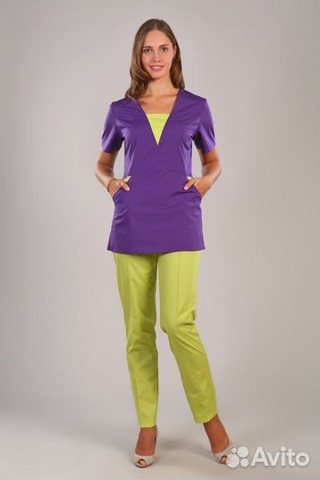 Медицинский костюм женский новый 48-50 размер