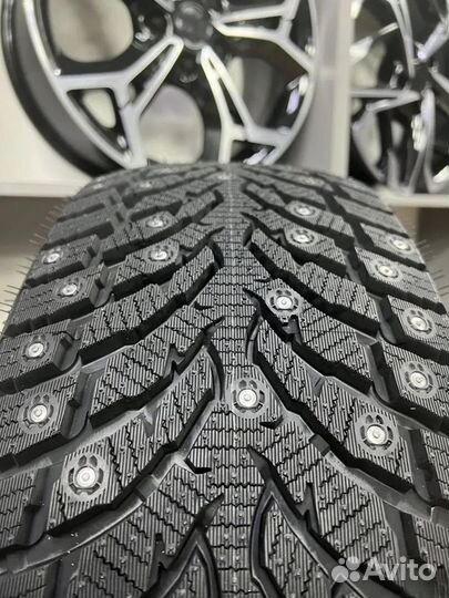 Landspider Arctictraxx 255/55 R19 111T