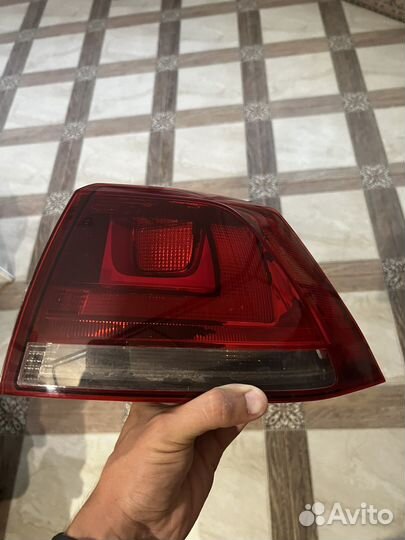 Фонарь задний правый golf 7