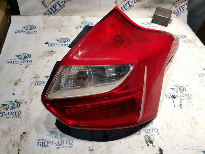 Фонарь задний правый Ford Focus III (2011—2015)