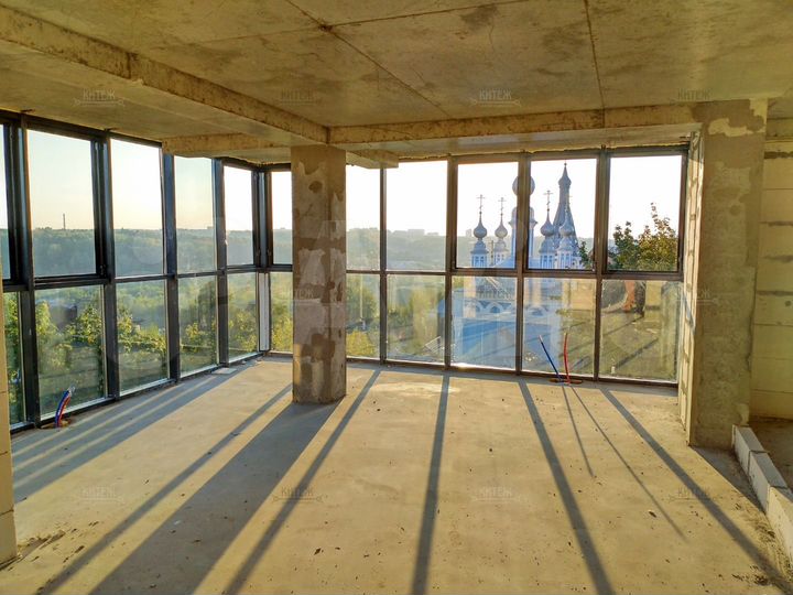 2-к. квартира, 125,5 м², 4/8 эт.