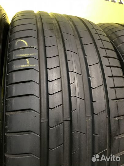 Pirelli P Zero PZ4 255/35 R20 97Y