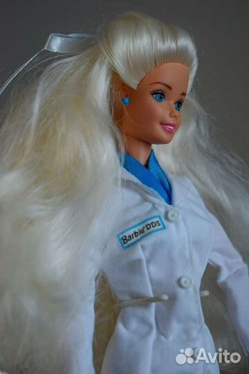Dentist Barbie, 1997, China