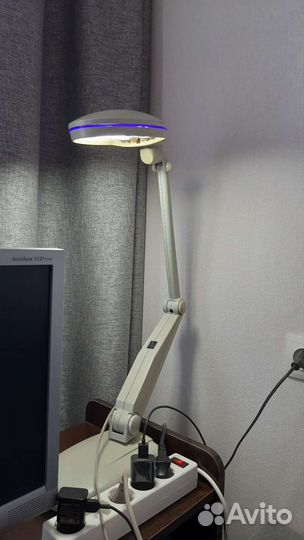 Лампа настольная