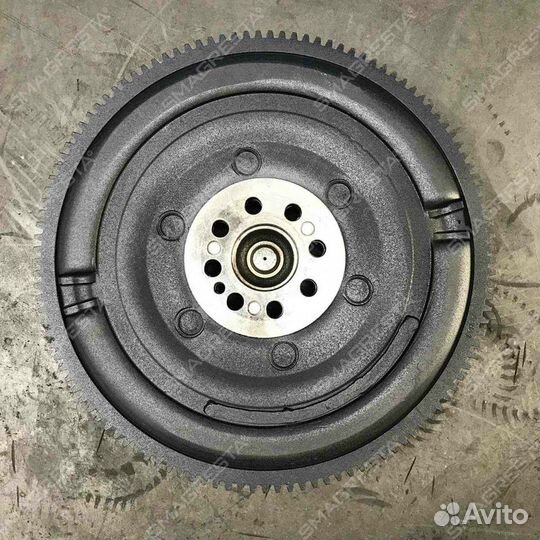 Двухмассовый маховик 415 0134 10