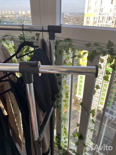 Вешалка для одежды напольная