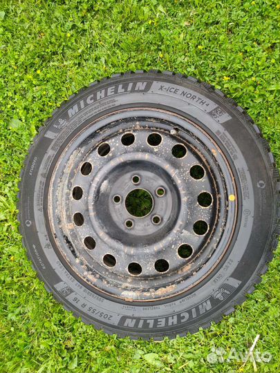 Michelin X-Ice North 4 205/55 R16 94T