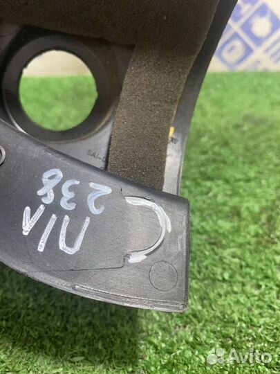 Накладка двери передняя левая Ford Fusion хэтчбек