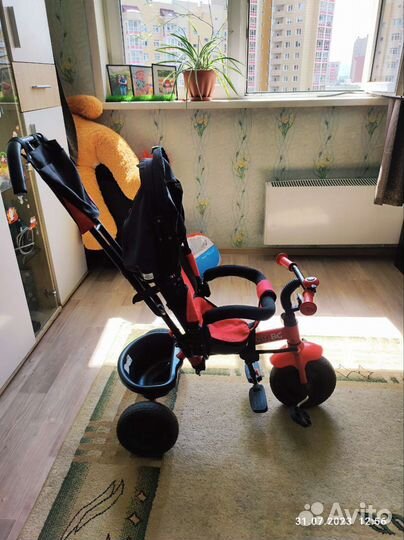 Трехколесный велосипед