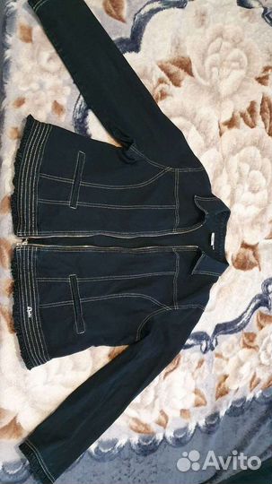 Джинсовая куртка женская