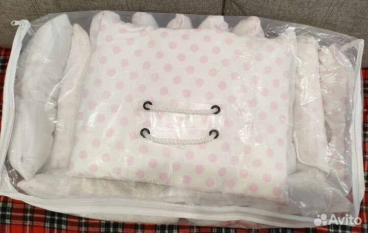 Бортики в кроватку новые