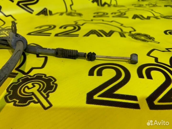 Трос стояночного тормоза задний правый Toyota