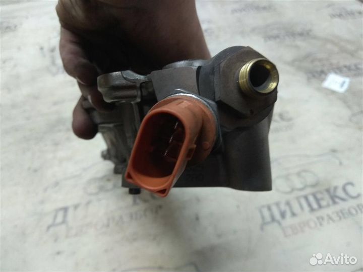 Датчик давления топлива VW Touran 2010