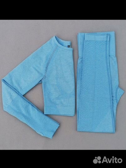 Спортивный костюм женский 42