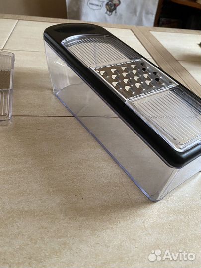 Терка с контейнером