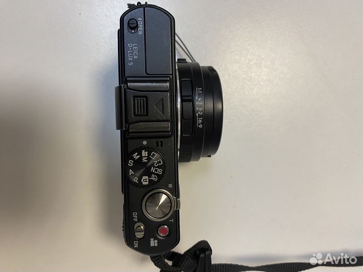 Фотоаппарат Leika D-lux5