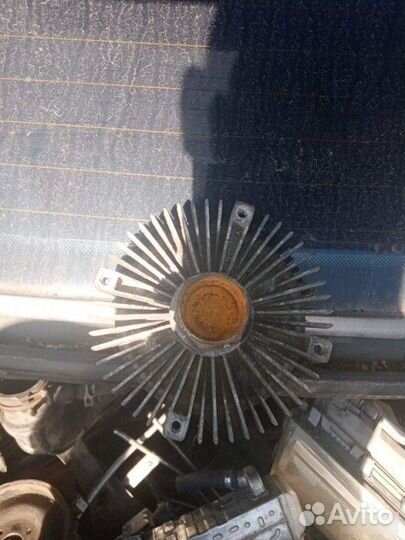 Термомуфта Mercedes-Benz C-Class 1995