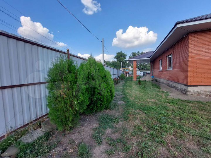 Дом 212 м² на участке 15 сот.