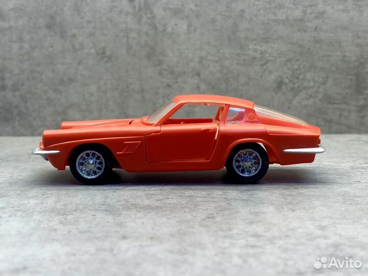 Коллекционная модель Maserati Mistral СССР 1:43