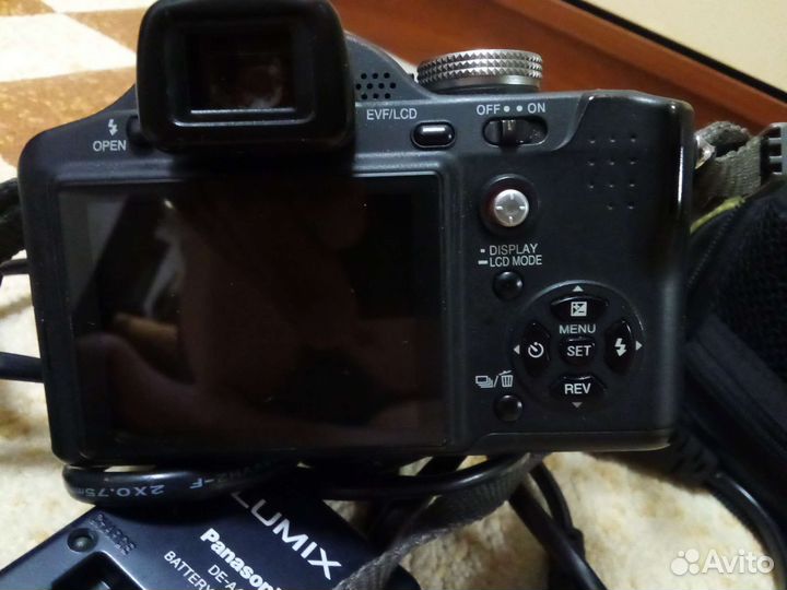 Фотоаппарат DMC-FZ8