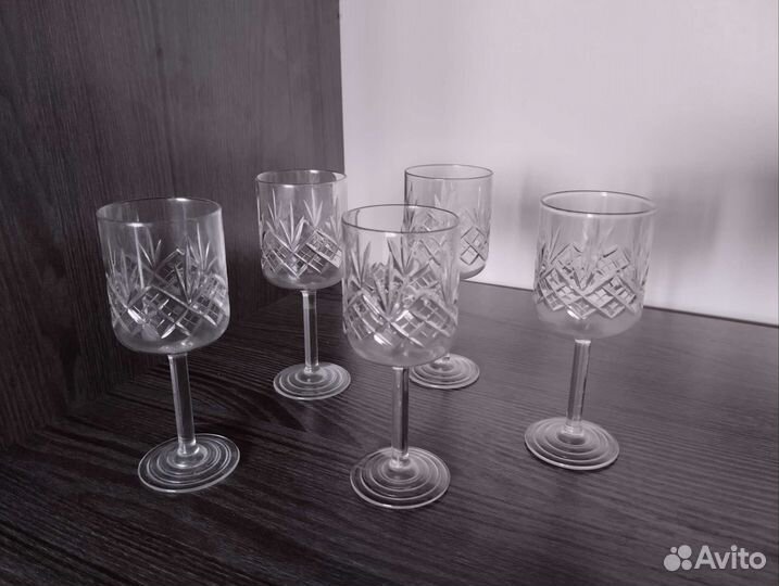 Хрустальные рюмки на ножке СССР