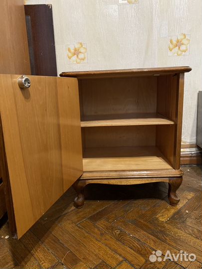 Тумба прикроватная