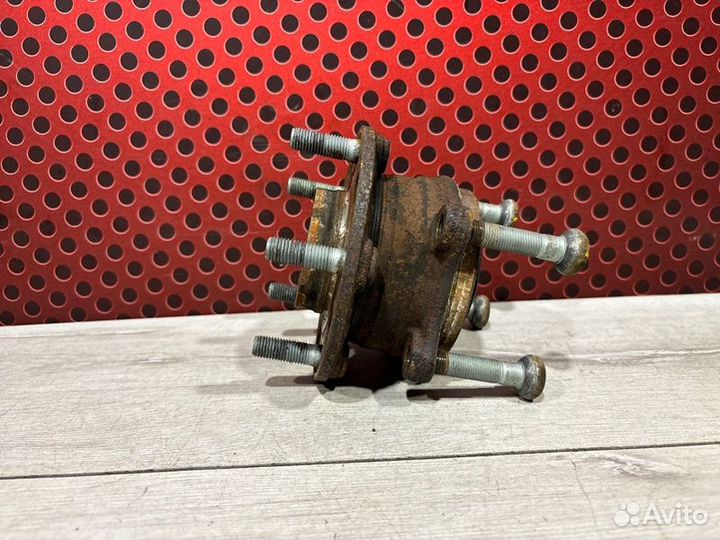 Ступица задняя Hyundai Santa Fe 2.2 дизель 2018