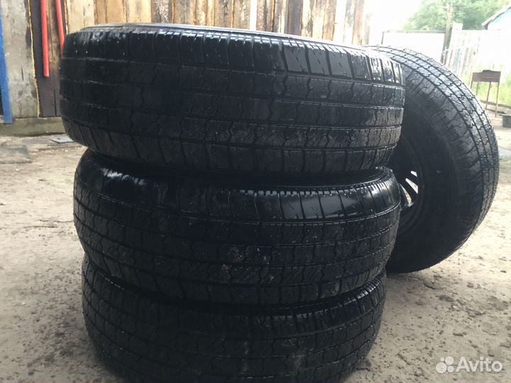 Accelera 651 2.25/5 R15 19T